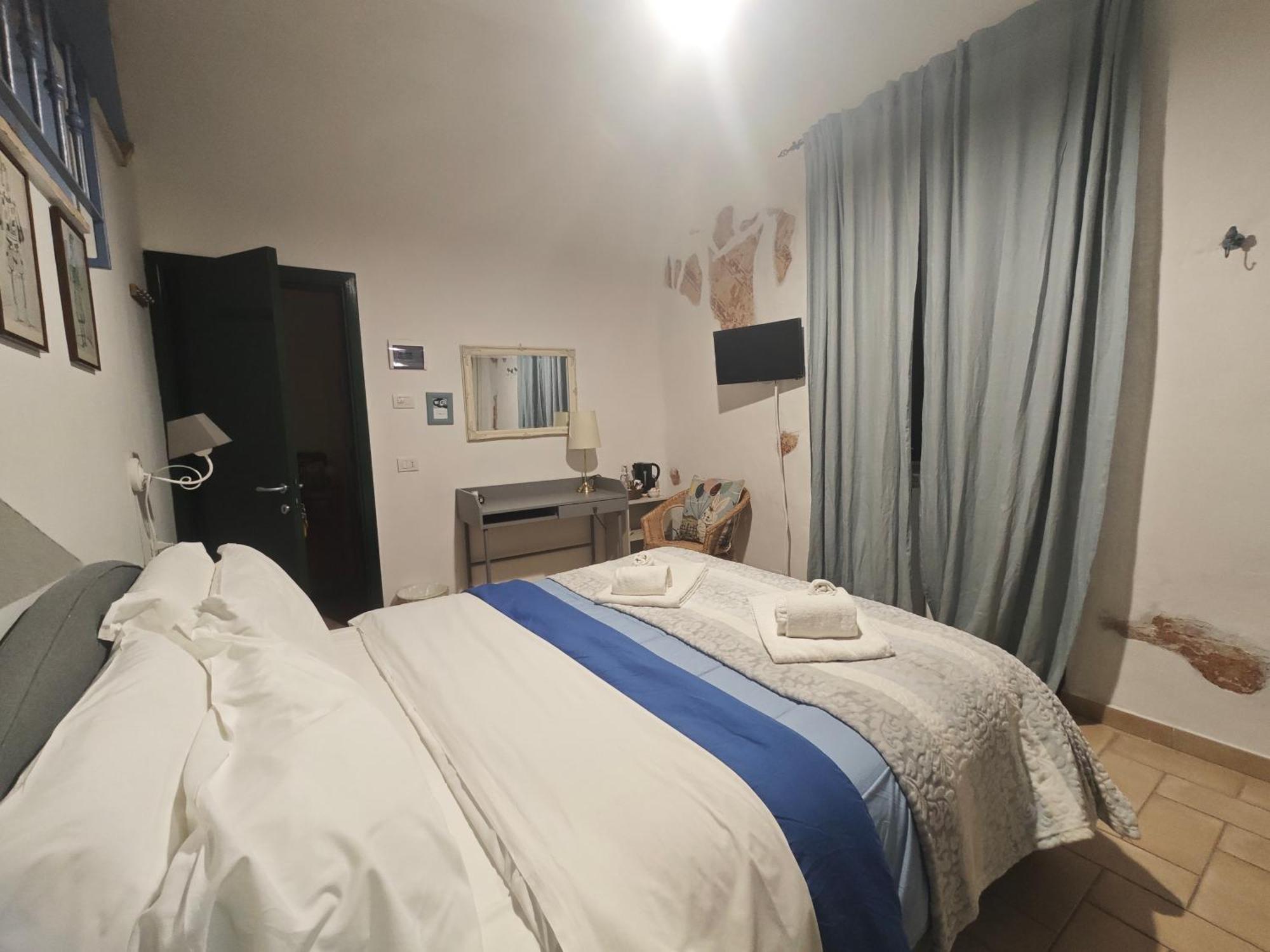 La Casa Dei Carrai Bed and Breakfast Pitigliano Exteriör bild